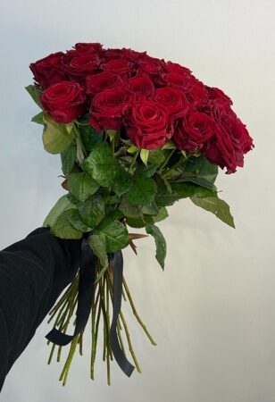 Букет из 40 красных роз