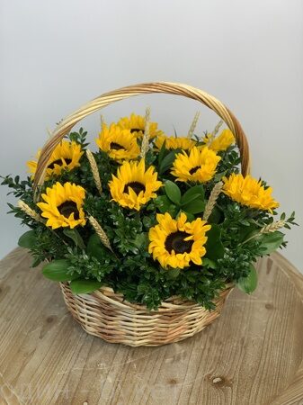 Корзина подсолнухов